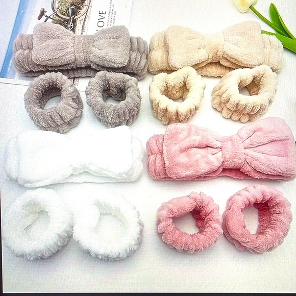 Other - Hairband 7"/wristband  2" multicolor set of 4 (gray/cream/white/pink)